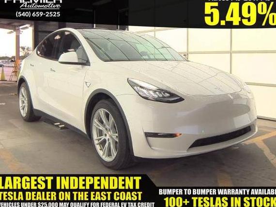 TESLA MODEL Y 2021 5YJYGDEE1MF072066 image